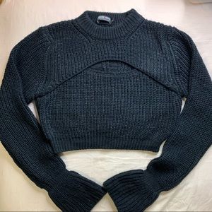 *SOLD ON MERCARI* CUT OUT CROPPED SWEATER
